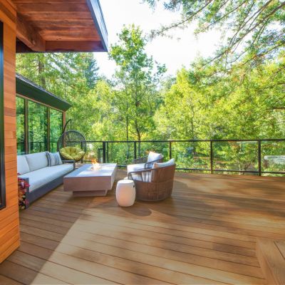 Wood gate with hogwire window