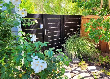 metal fence gate