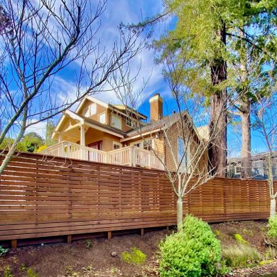 Horizontal wood fence